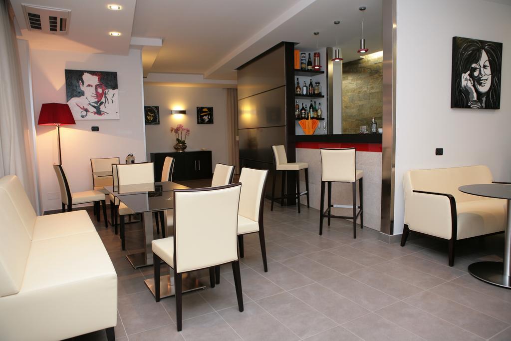 Visagi Hotel