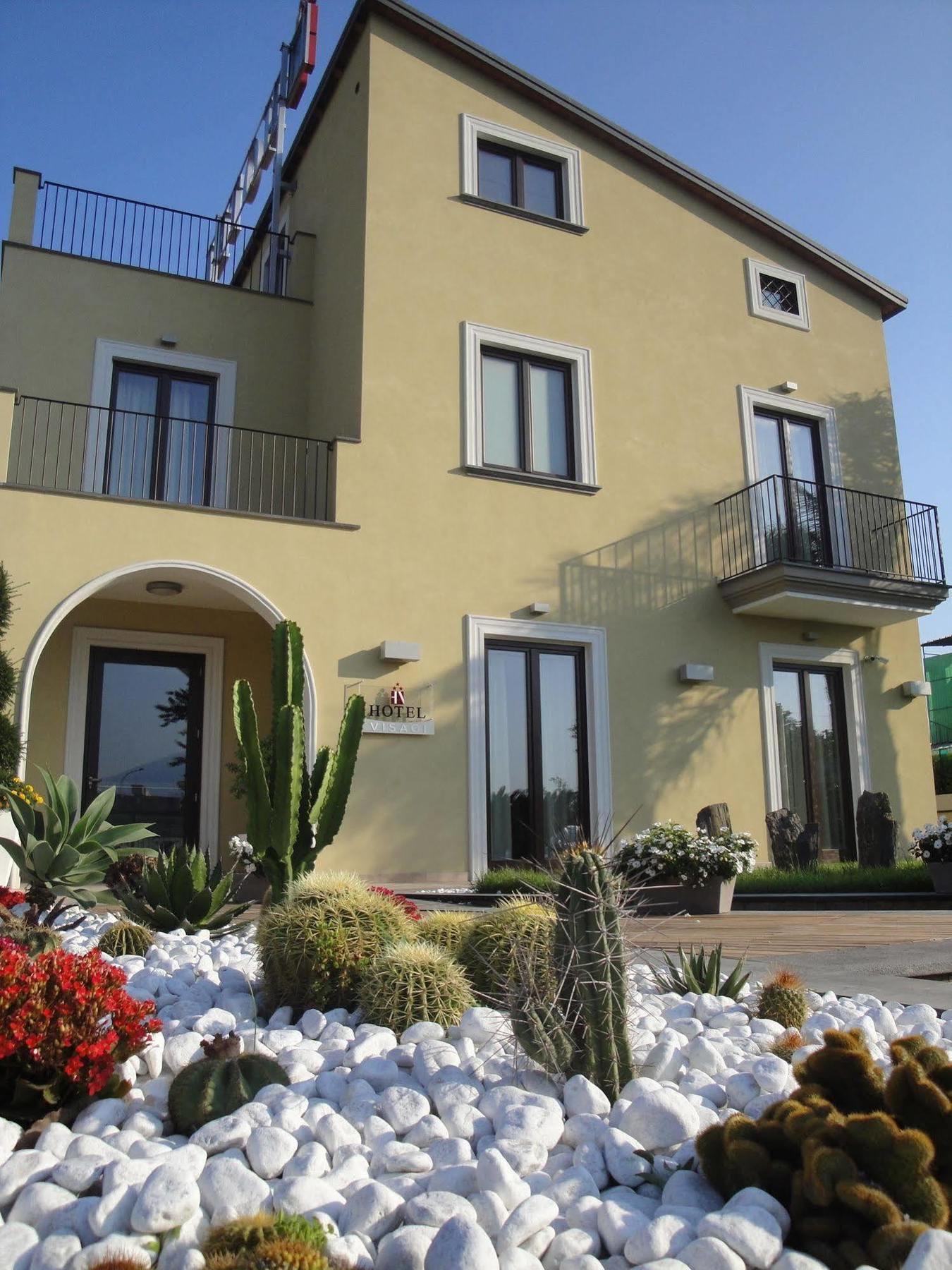 Hotel Visagi 3*
